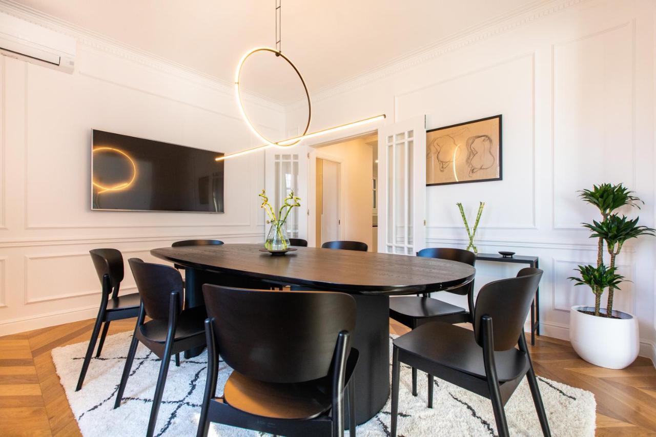 Majestic 4Br/4Bath Apartment In Sagrada Familia Area Barcelona Exteriér fotografie